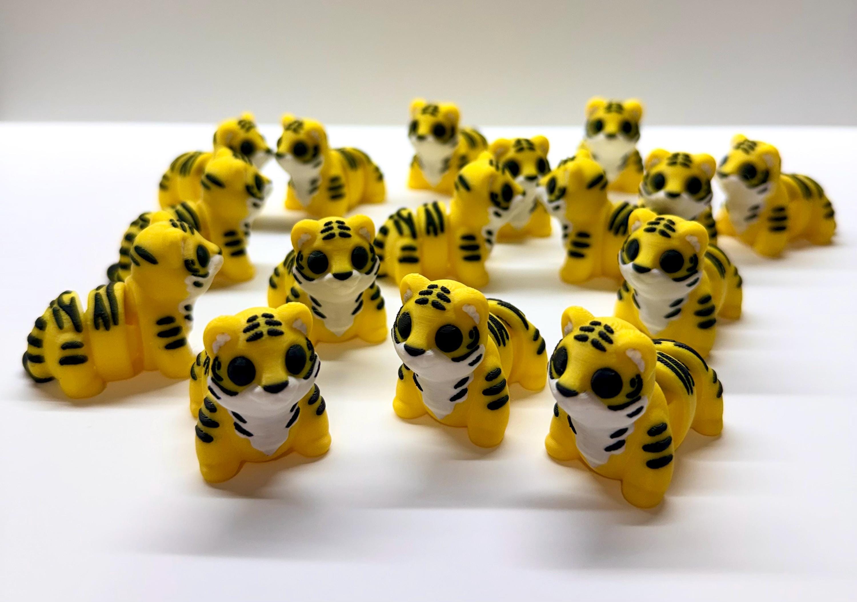 Articulating Tiger Figurine | 3D Printed Poseable| Animal Desk Decor | Mini Tiger Gift | Collectible Figure