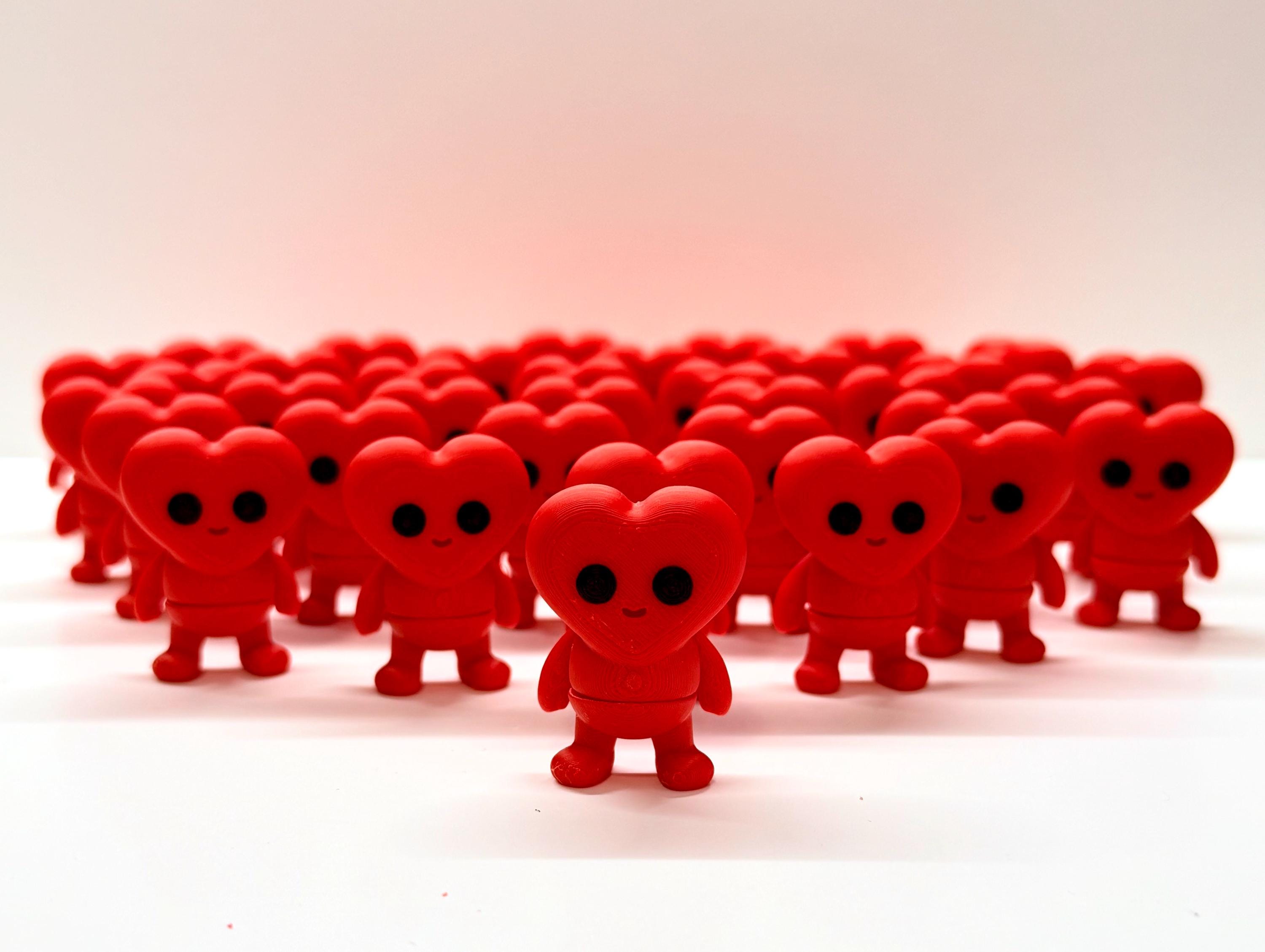 Flexi Heart Figurines – Set of 6 | Valentine’s Day Decor & Gifts