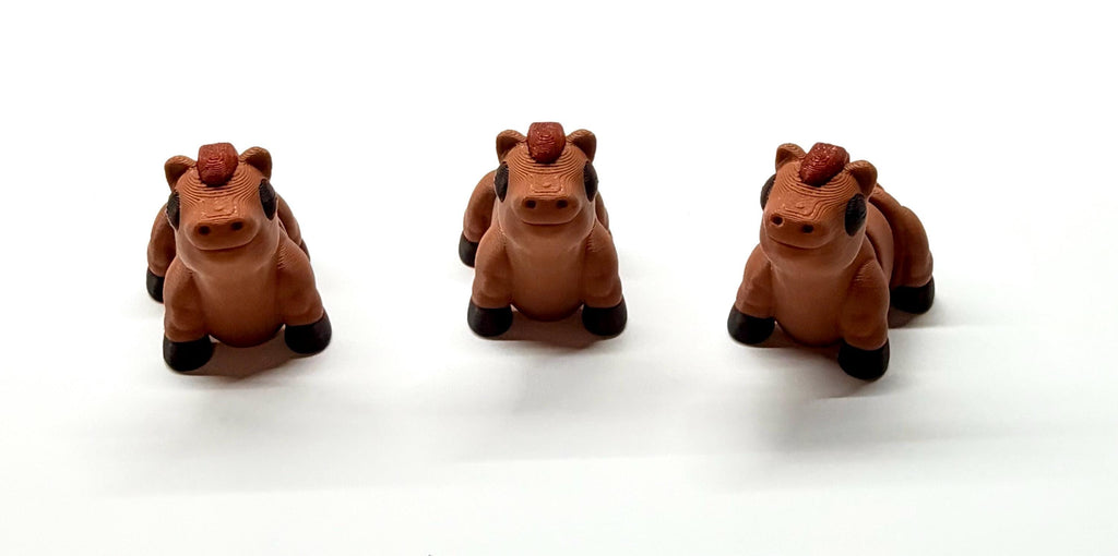 Articulating 3D Printed Horse Figurine – Flexible Fidget Toy & Desk Decor