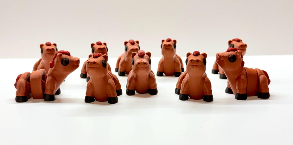 Articulating 3D Printed Horse Figurine – Flexible Fidget Toy & Desk Decor